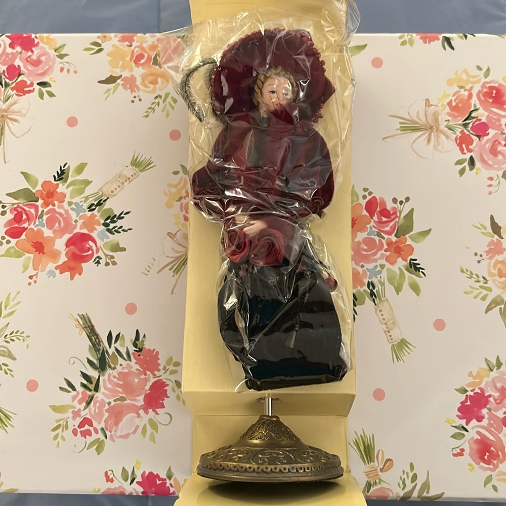 Tassel doll